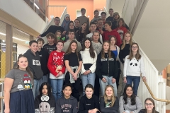 Merch_Gruppenfoto_Schulmerchwettbewerb