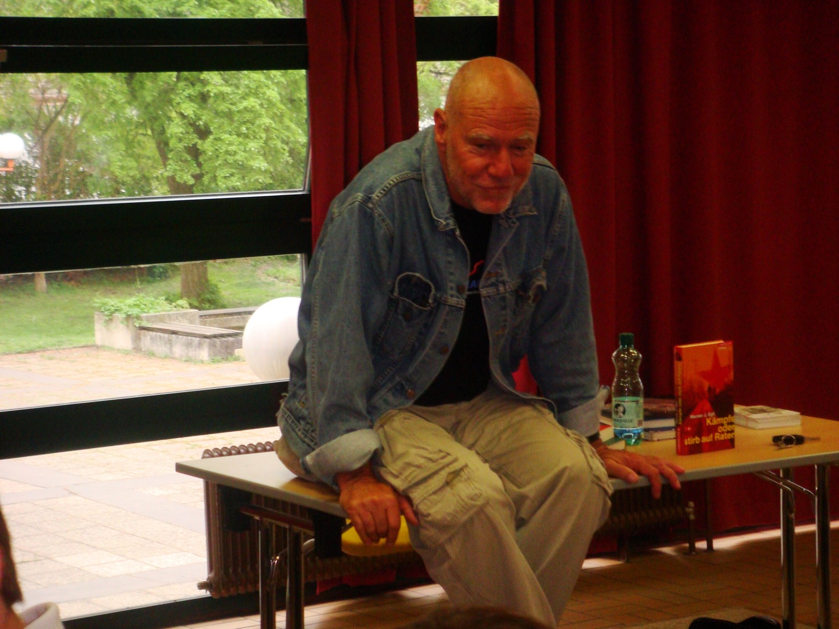Werner J. Egli zu Besuch am BRG