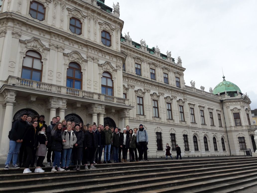 Besuch aus dem Otto-Hahn Gymnasium Monheim