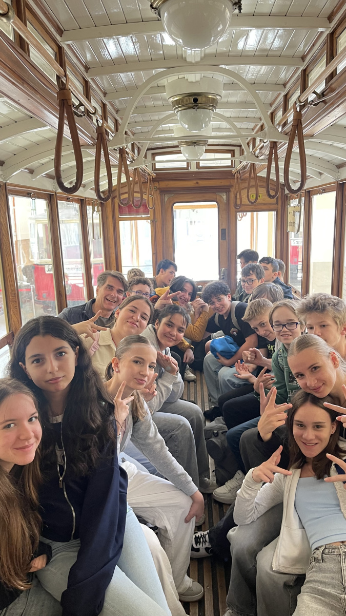 Spannende Reise durch die Geschichte der Mobilität – Exkursion ins Verkehrsmuseum der Wiener Linien 