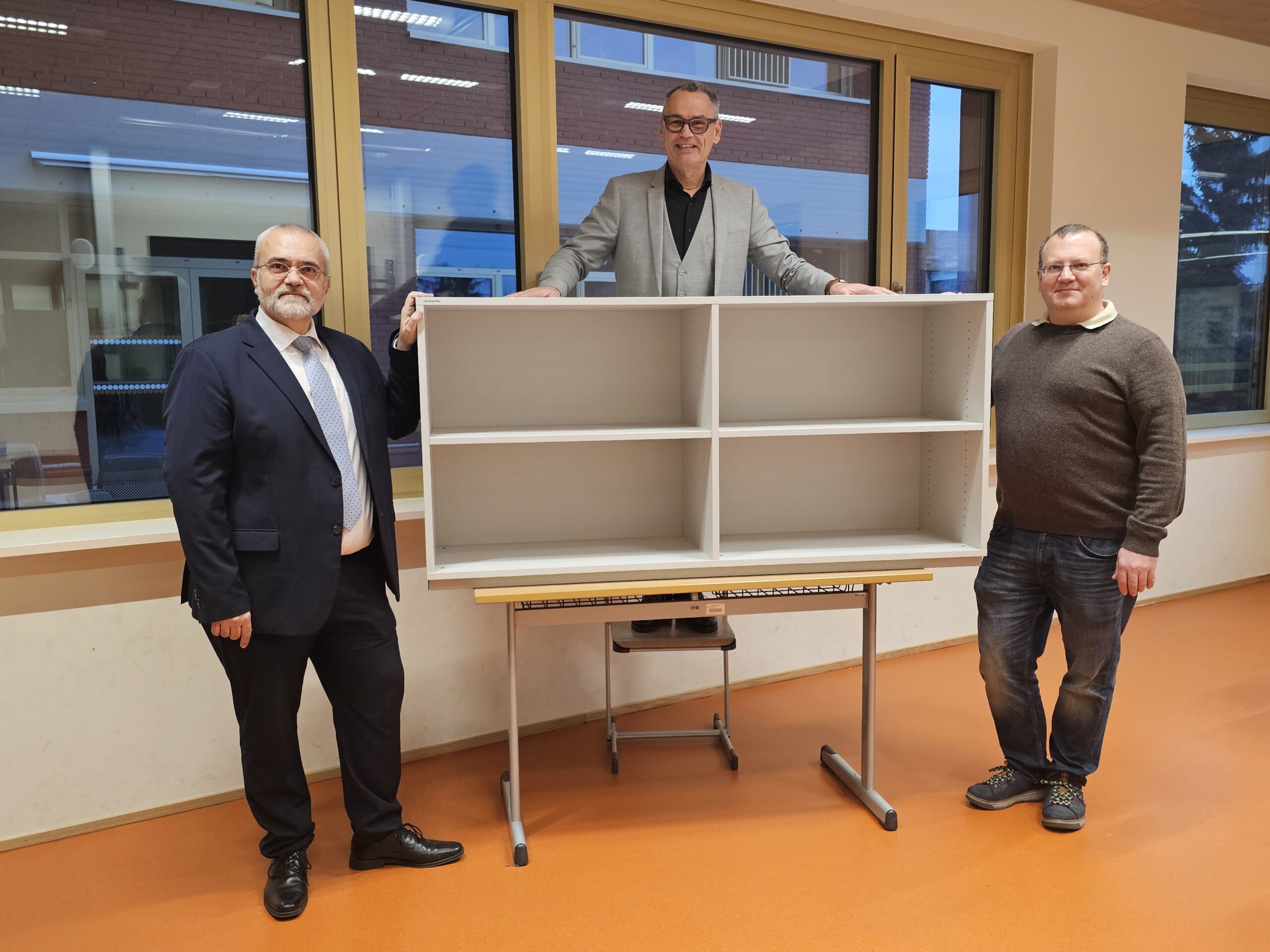 Regale für die Klassen am BRG