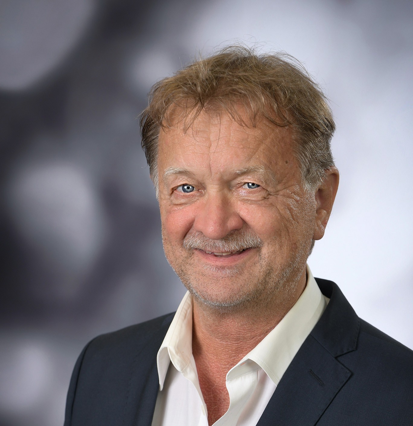 Das BRG trauert um Prof. Peter Fridecky, MBA